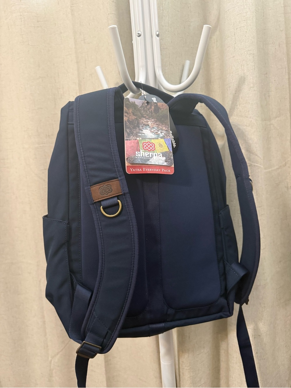 BRAND NEW Sherpa backpack - Picture 3 of 4